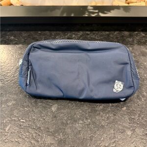 Lululemon | Everywhere Belt Bag - 1L True Navy